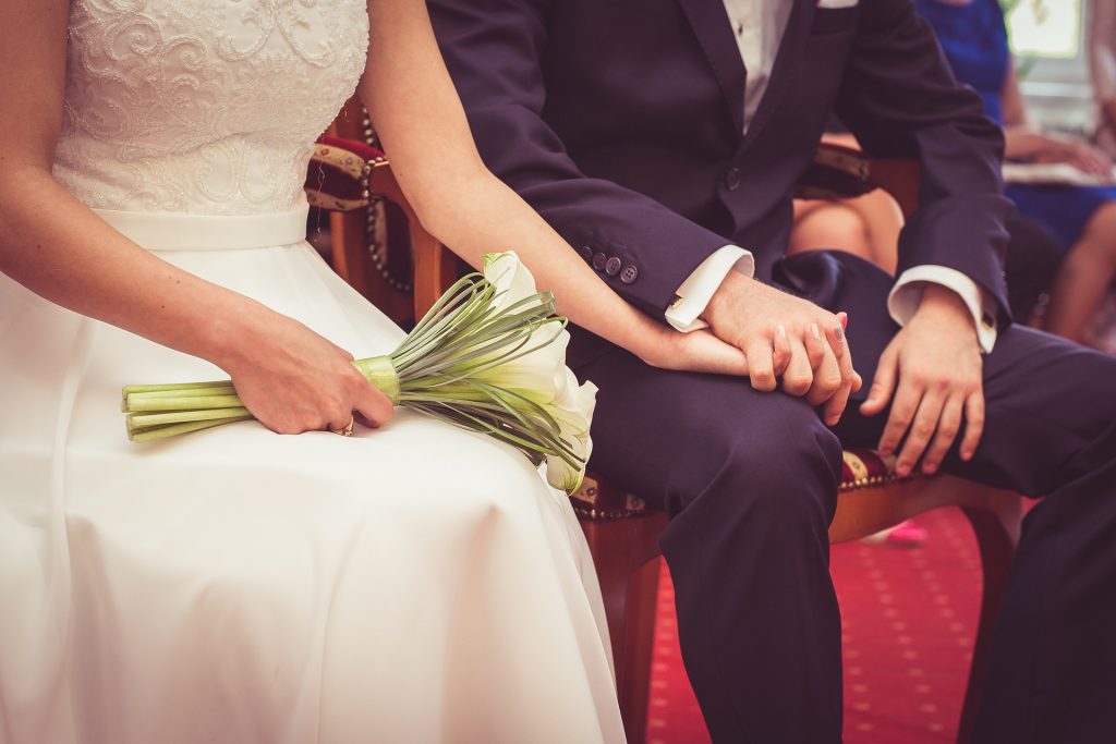 Ślub cywilny, ślub wyznaniowy – na jaką ceremonię się zdecydować?